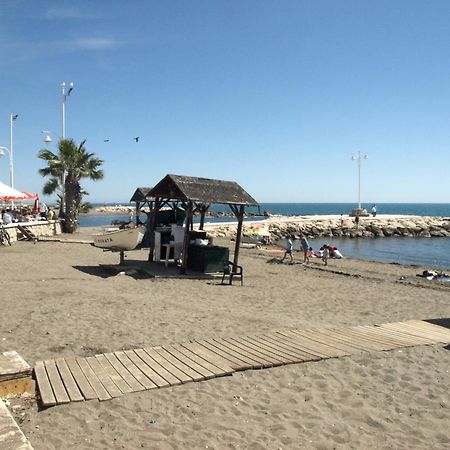 Malagaonbeach 1 - Two Bedrooms - Up To 3 People - 10 Meters Beach Buitenkant foto
